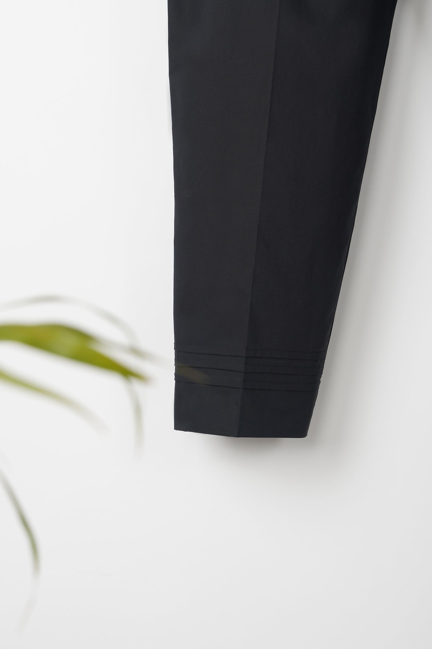 Black Cotton Pants with Pleats