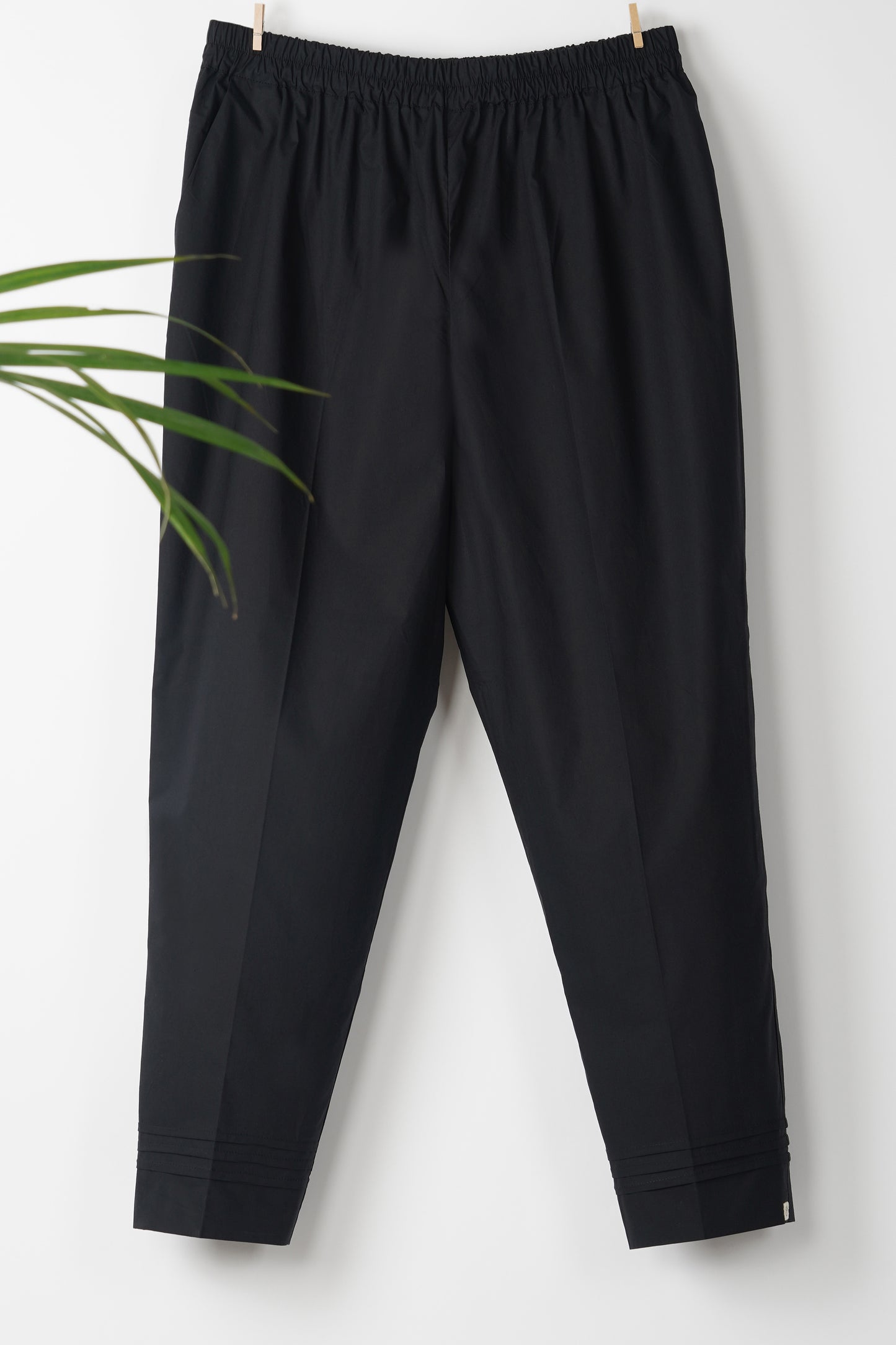 Black Cotton Pants with Pleats