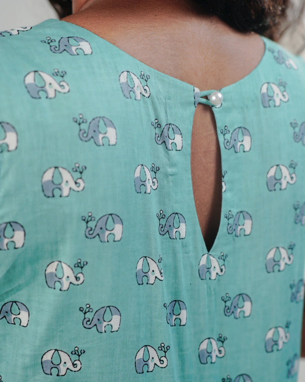 The Wanderer’s Print Dress (Short Sleeves) - Mint Safari