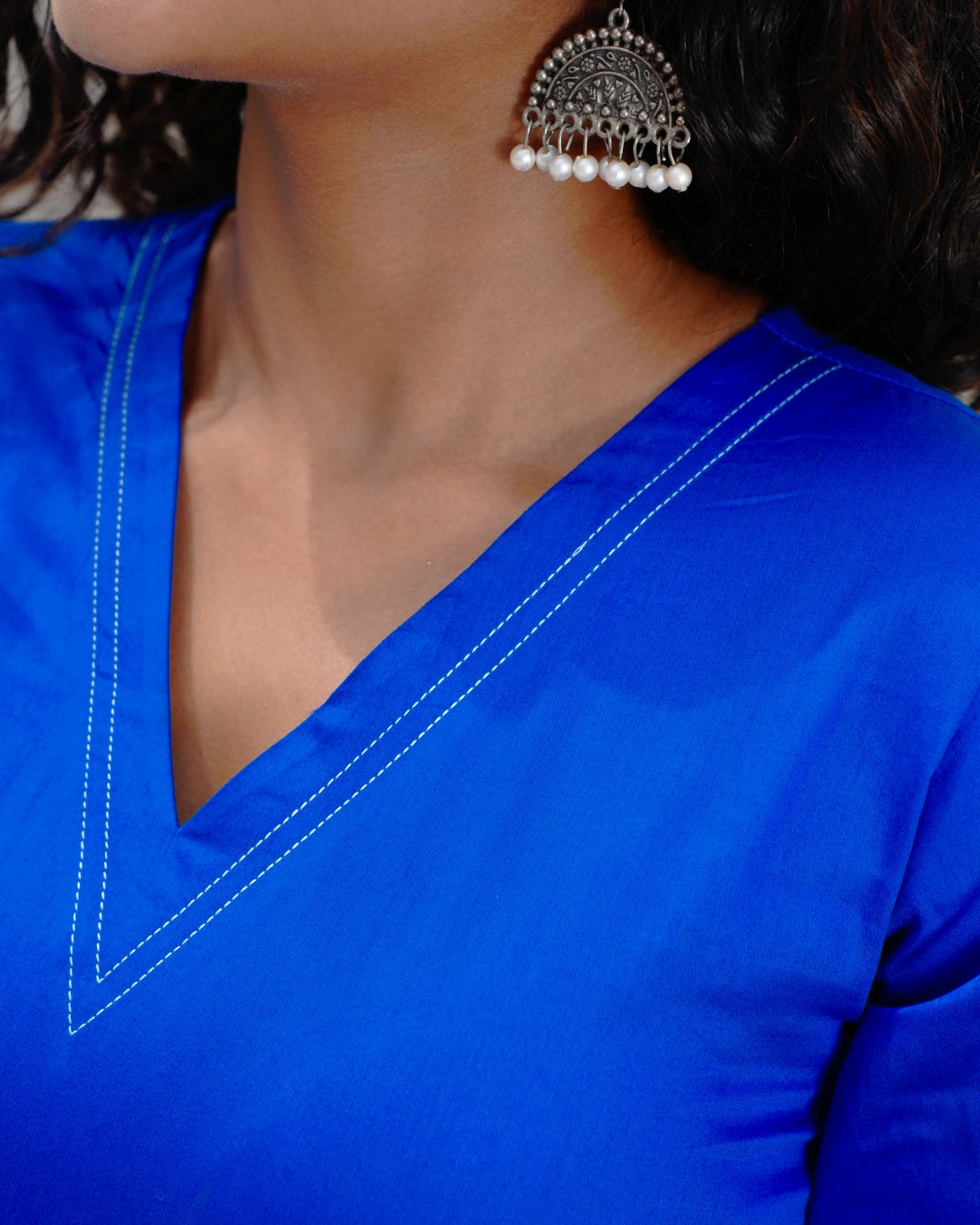 Classic V-Neck Cotton Midi Dress with Pockets - Blue Enigma