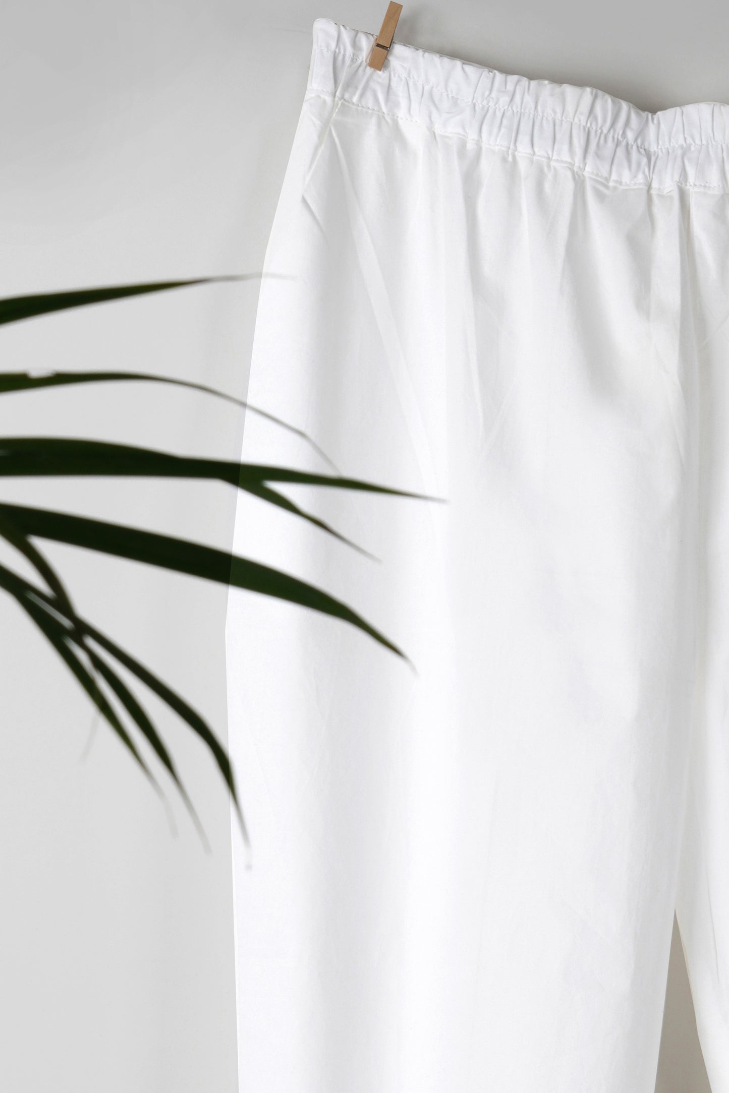 White Hakoba Border Cotton Pants