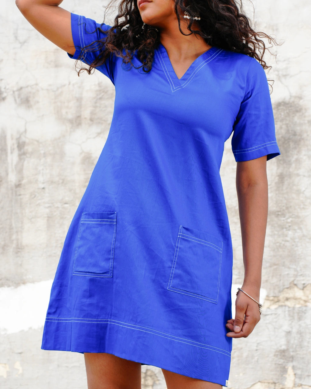 Classic V-Neck Cotton Midi Dress with Pockets - Blue Enigma