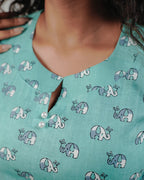 The Wanderer’s Print Dress (Short Sleeves) - Mint Safari