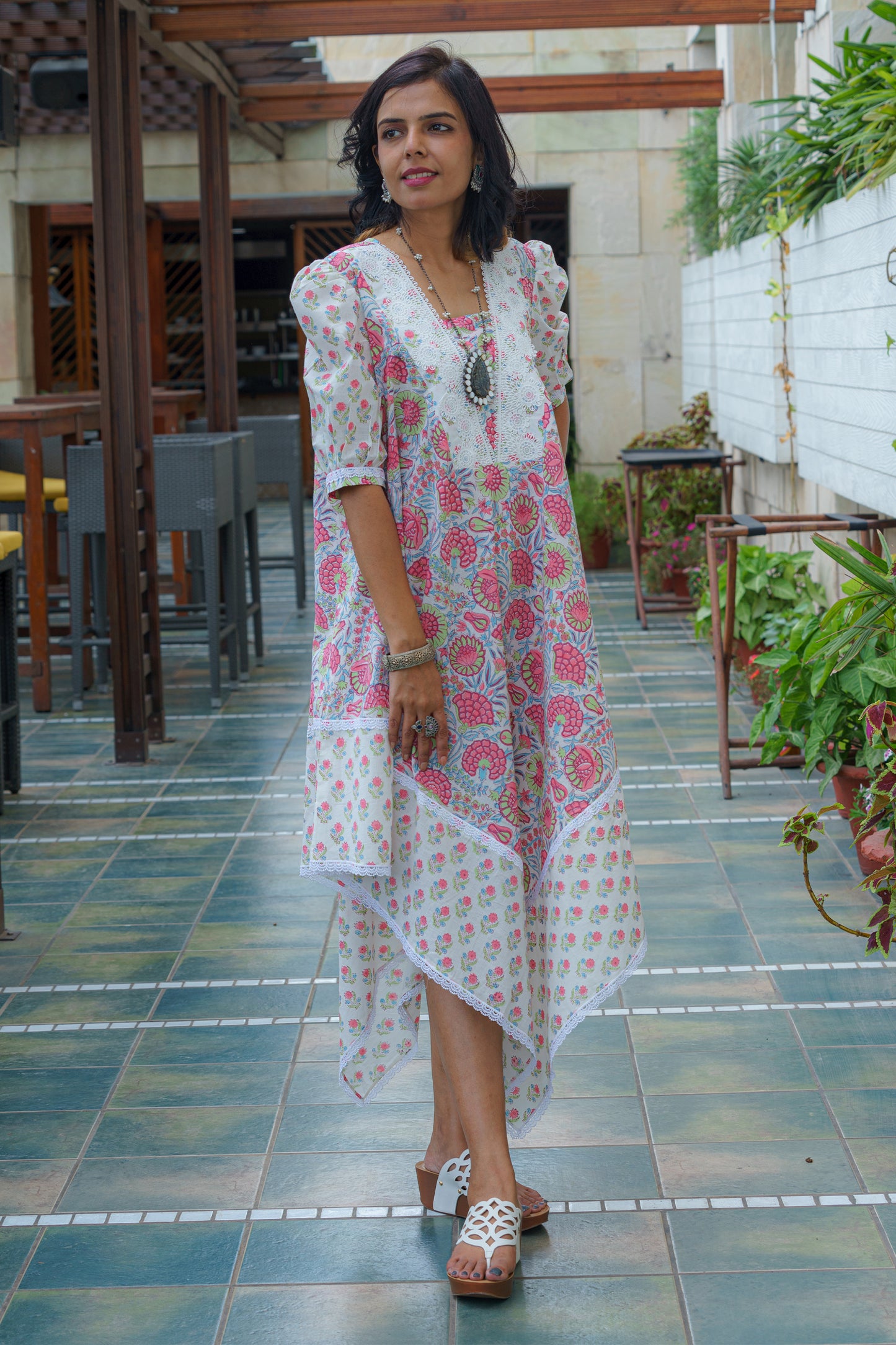 Graceful Sanganeri Floral Elegance Kurti