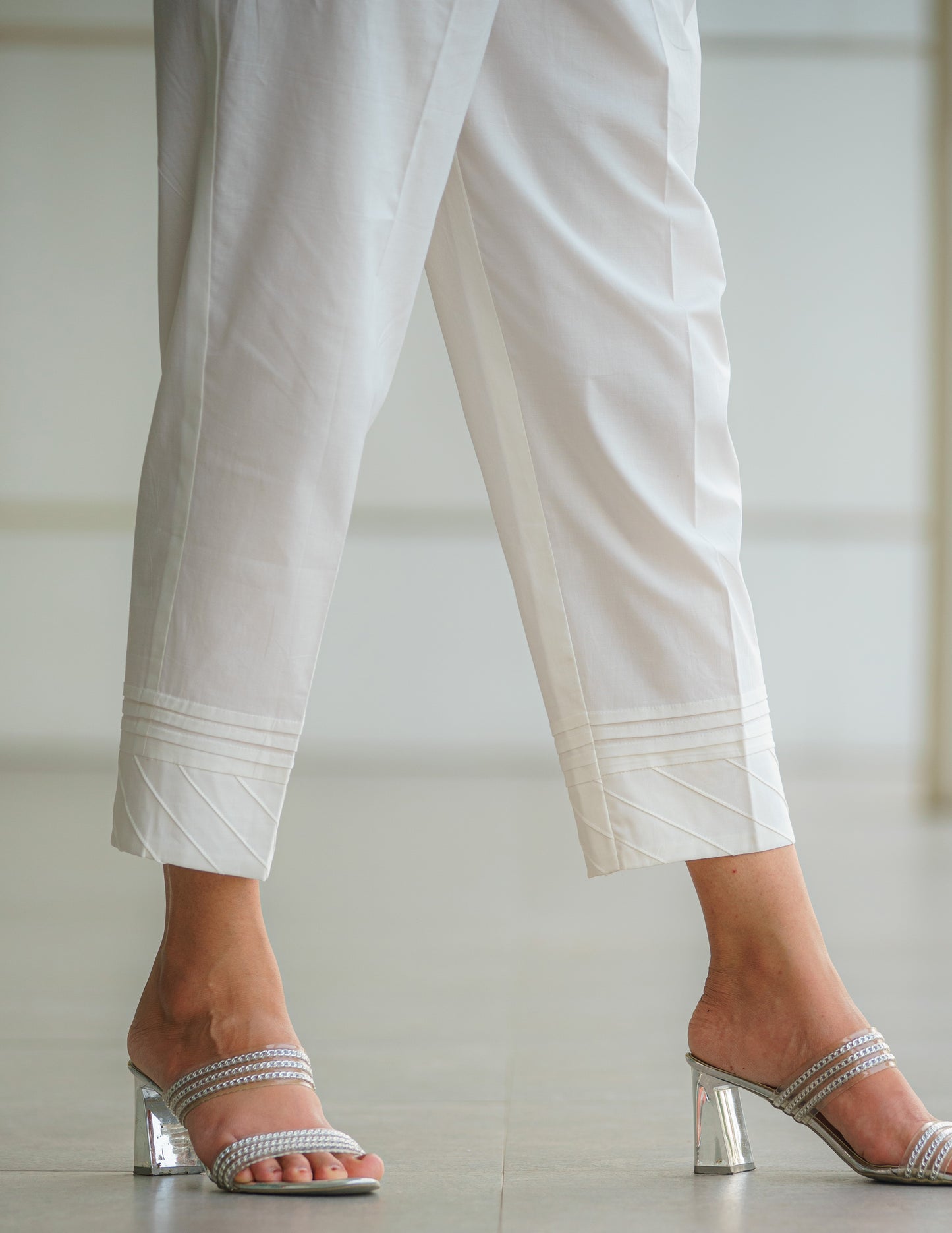 White Straight Cotton Pant with Pleats