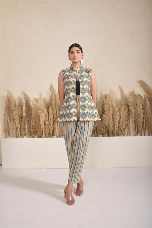 Serene Ajrakh Shrug with Pant